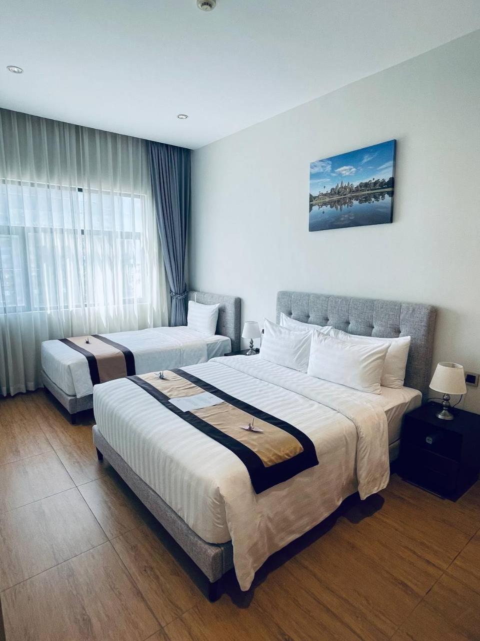 The View Serviced Residence 豪景日式酒店公寓 Phnom Penh Exteriör bild