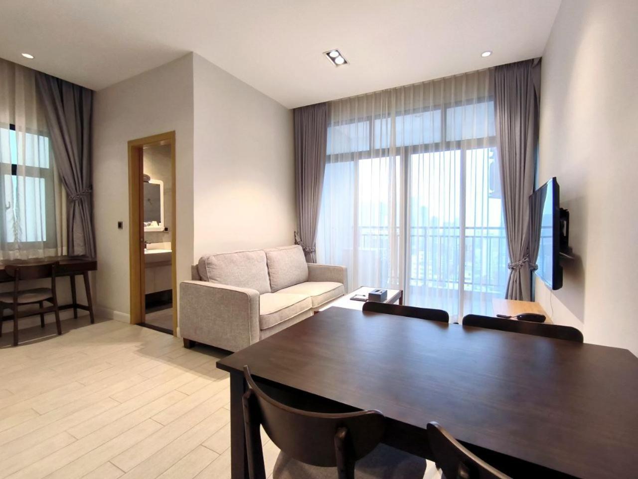 The View Serviced Residence 豪景日式酒店公寓 Phnom Penh Exteriör bild