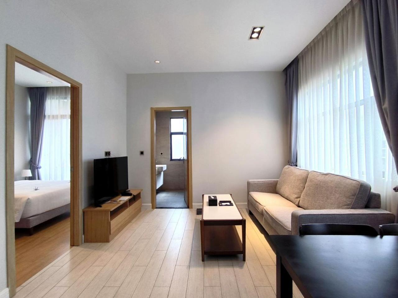 The View Serviced Residence 豪景日式酒店公寓 Phnom Penh Exteriör bild