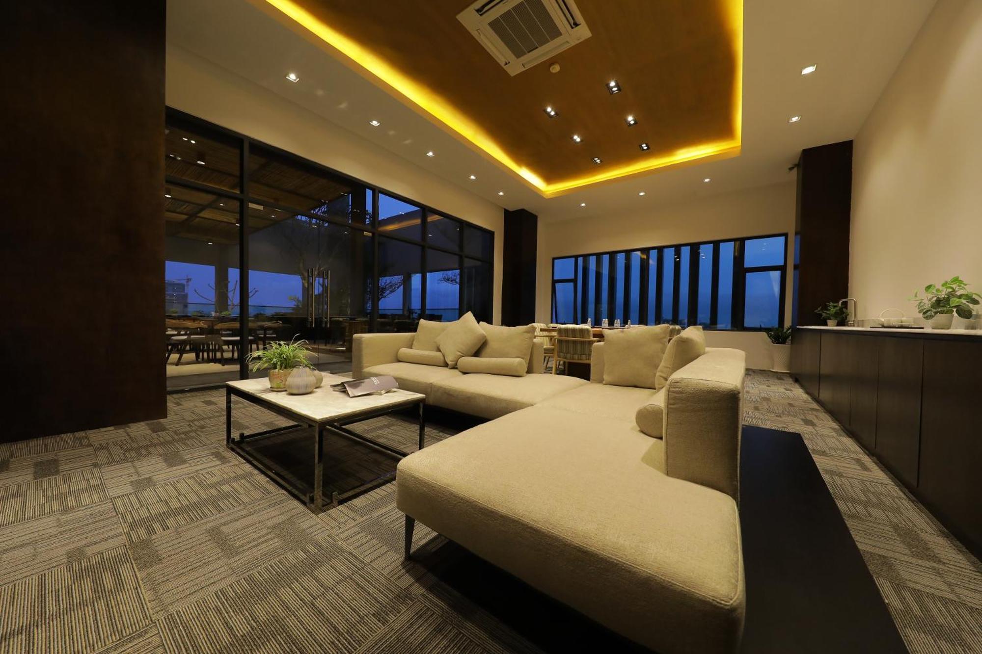 The View Serviced Residence 豪景日式酒店公寓 Phnom Penh Exteriör bild
