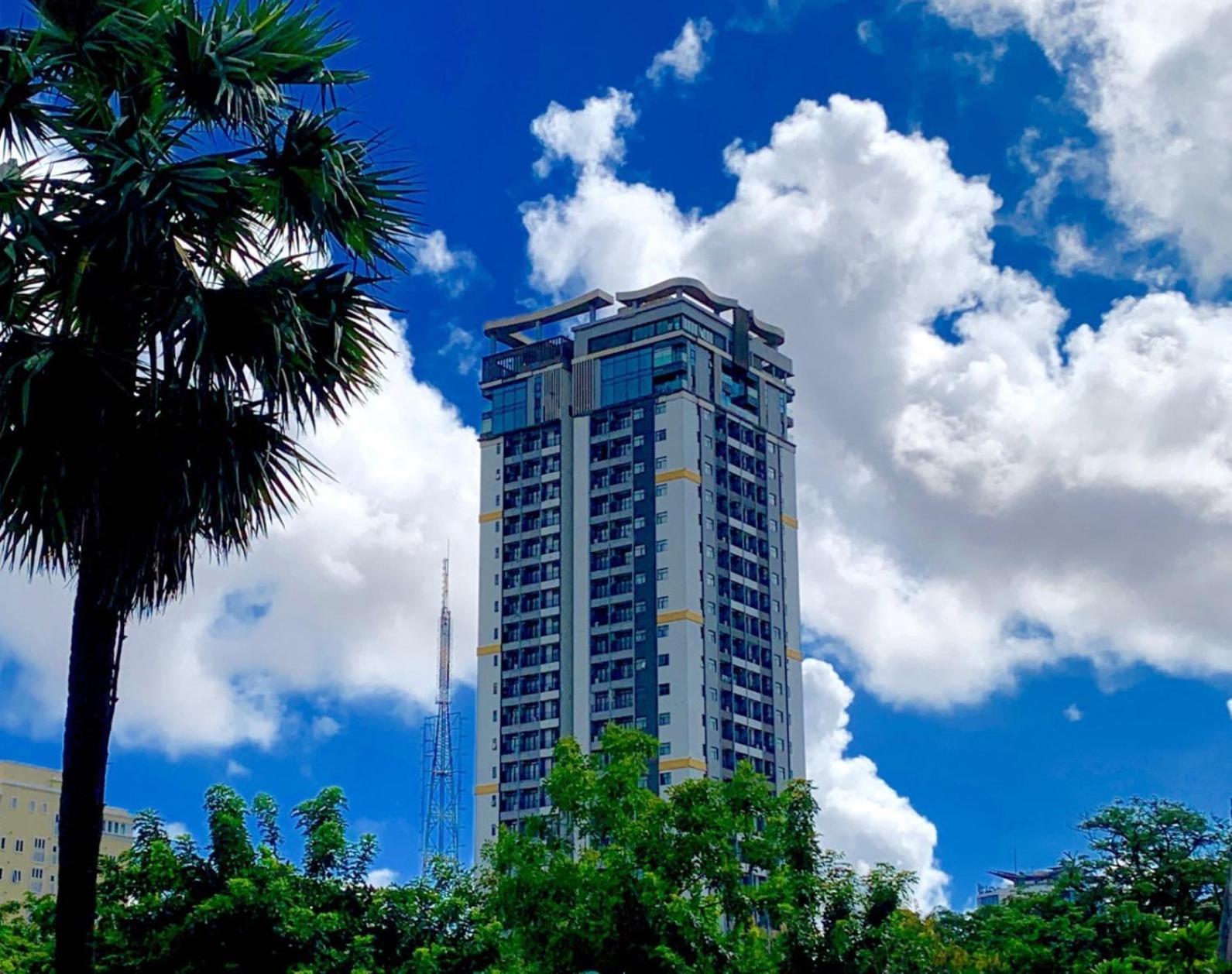 The View Serviced Residence 豪景日式酒店公寓 Phnom Penh Exteriör bild